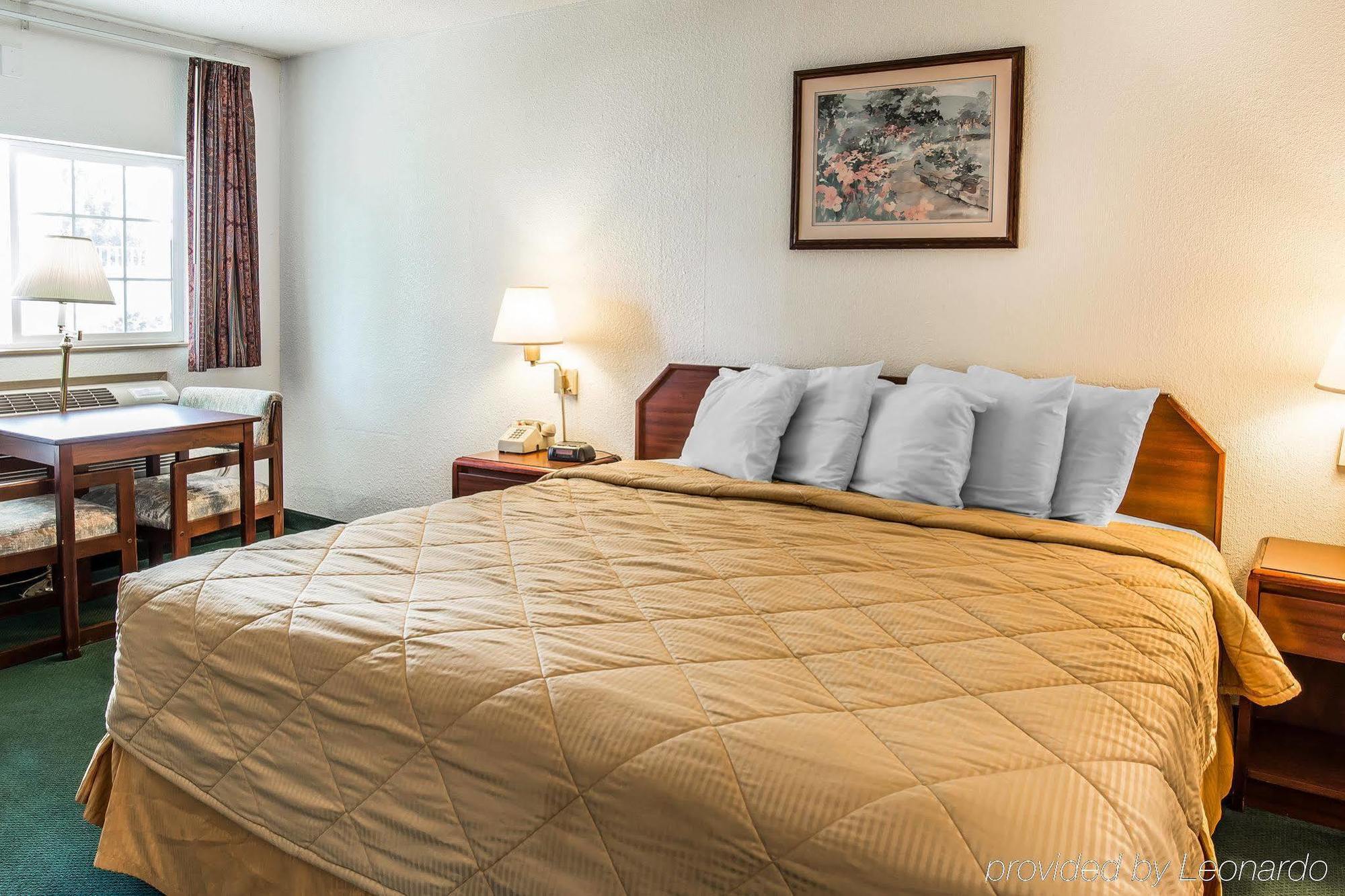 Econo Lodge & Suites スポーケン エクステリア 写真
