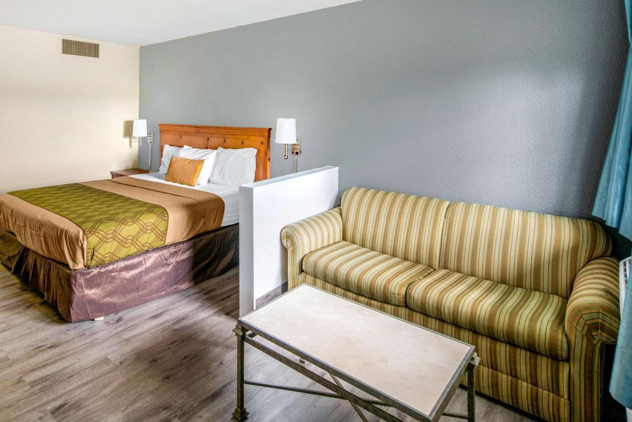 Econo Lodge & Suites スポーケン エクステリア 写真